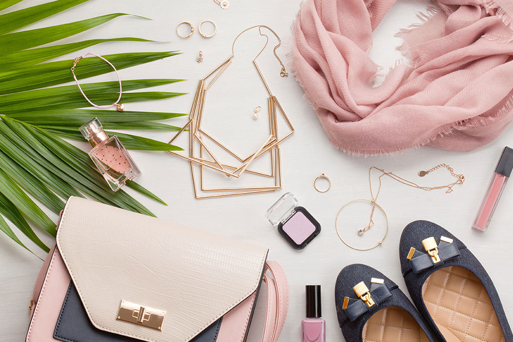 5 Must-Have Accessories for Every Woman’s Wardrobe